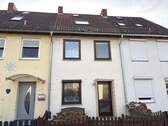 Bild 1 - PURNHAGEN-IMMOBILIEN - Reihenmittelhaus in zentraler Lage von Bremen-Walle!