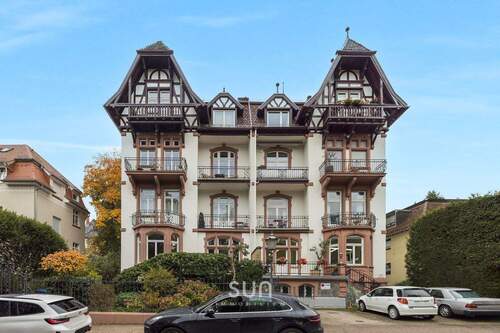 ALTBAU-IKONE IN BAD HOMBURG - 