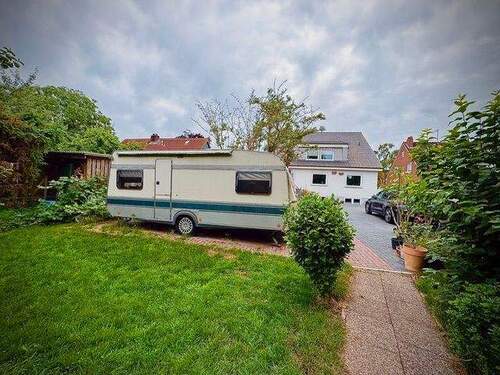 Grundstück mit Platz für Camper - 