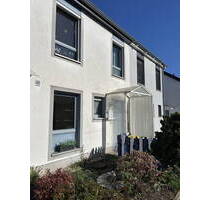 Reihenmittelhaus Bj. 2000 - 320.000,00&nbsp;EUR Kaufpreis, ca.&nbsp; 115,00&nbsp;m&sup2;&nbsp;Wohnfl&auml;che in Duisburg Wanheim (PLZ: 47249) Wanheim-Angerhausen