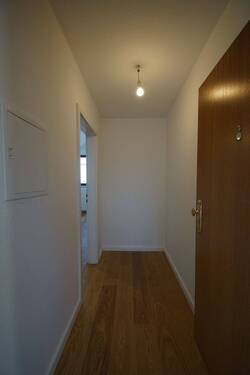 Flur - 3 Zimmer Etagenwohnung in Leipzig
