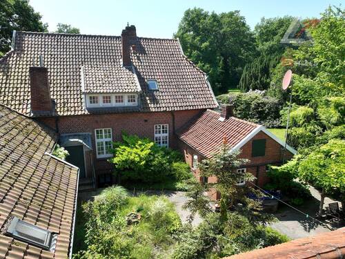 toller Innenhof - Einfamilienhaus mit 325,00 m² in Uplengen / Remels zum Kaufen