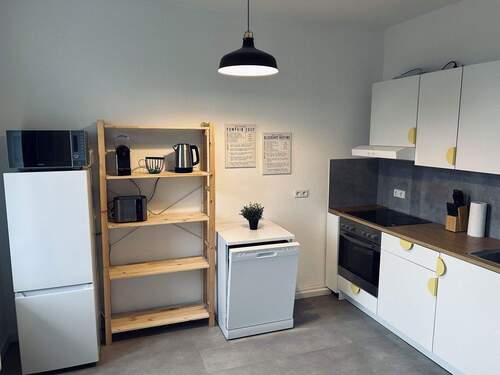 Vollst. eingerichtete Küche. - 2 Zimmer Etagenwohnung in Leipzig