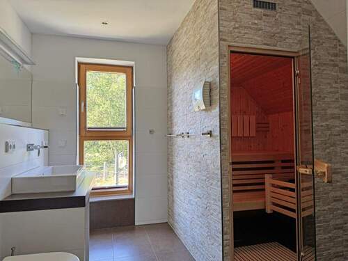 Bad im Obergeschoss - 