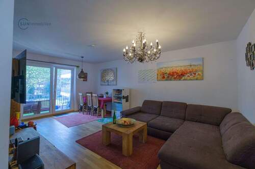 Wohnzimmer - Etagenwohnung mit 90,00 m&sup2; in Frankfurt am Main zur Miete