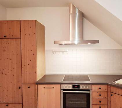 EInbauküche - helle Wohnung mit Balkon + EBK - 670,00&nbsp;EUR Kaltmiete, ca.&nbsp; 70,00&nbsp;m&sup2;&nbsp;Wohnfl&auml;che