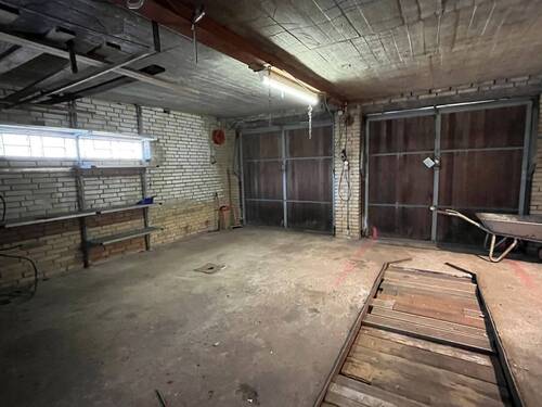 Doppelgarage von innen - 