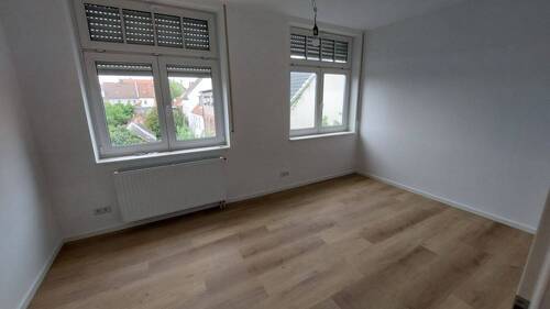 Zimmer 2 - Etagenwohnung mit 64,30 m&sup2; in Dessau-Roßlau zur Miete