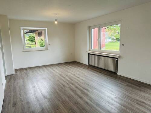 Wohn- Esszimmer - 