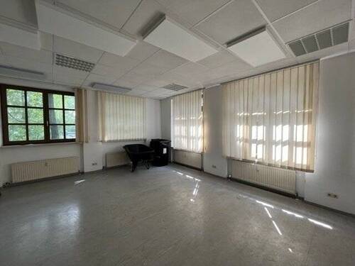 Büro2 - 1 Zimmer Büro in Vierkirchen