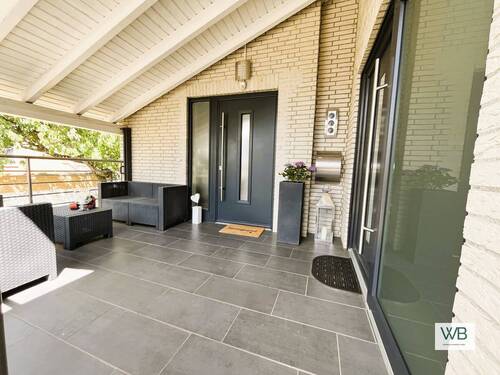 Eingangsbereich - 8 Zimmer Einfamilienhaus in Cremlingen / Hordorf