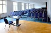Kleinkunstbühne Bsp. Versammlungsbestuhlung - Räume für Versammlungen und kleine Feiern