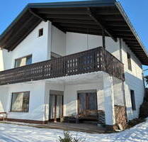 Idyllisches Haus im Grünen mit unverbaubarem Blick über den Frankenwald - Enchenreuth