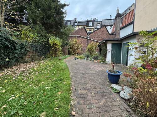 Garten - 1 Zimmer Mehrfamilienhaus, Wohnhaus zum Kaufen in Wuppertal