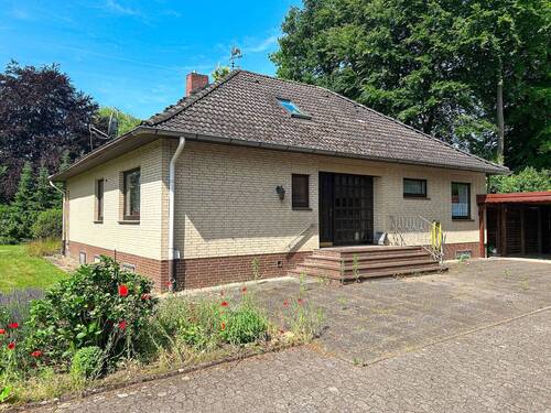 Hausansicht - 4 Zimmer Einfamilienhaus in Hollenstedt