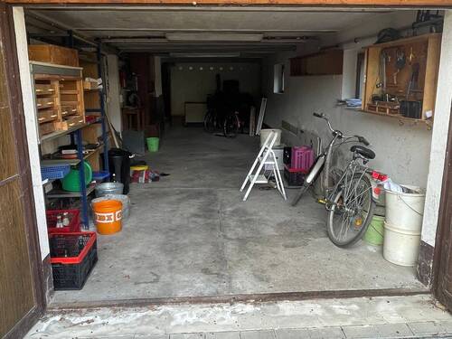 Garage - 
