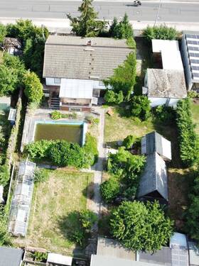 Grundstück gesamt - 