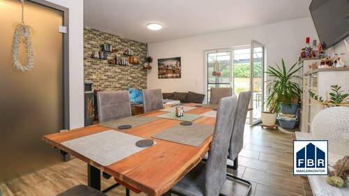 Essbereich und Terrassenzugang - 