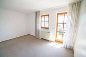 Schlafzimmer - Doppelhaushälfte mit 164,00 m&sup2; in Straßkirchen zum Kaufen