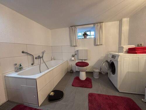 Badezimmer Untergeschoss (1) - 