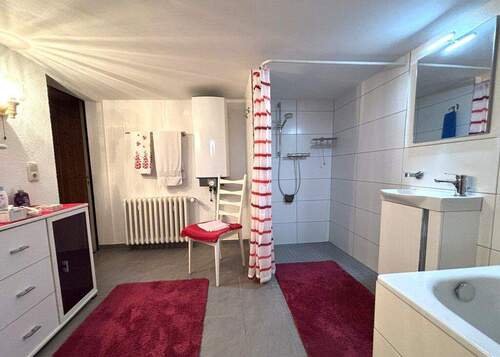 Badezimmer Untergeschoss (2) - 