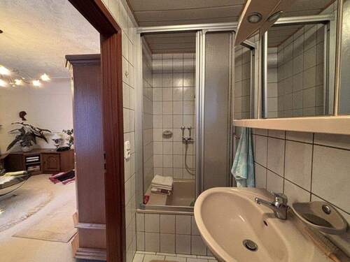Badezimmer Erdgeschoss - 