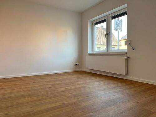 Zimmer Erdgeschoss - 4 Zimmer Doppelhaushälfte in Banzkow