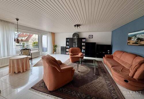 Wohnzimmer - 4 Zimmer Etagenwohnung in Kornwestheim