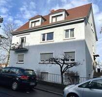Wohnen mit Aussicht! Helle 3 ½-Zi-Whg., frei, mod. TL-Bad, 1. OG, Parkett, EBK, Garage - Stuttgart Feuerbach