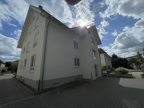 Hausrückseite - Etagenwohnung mit 92,00 m&sup2; in Minden zum Kaufen