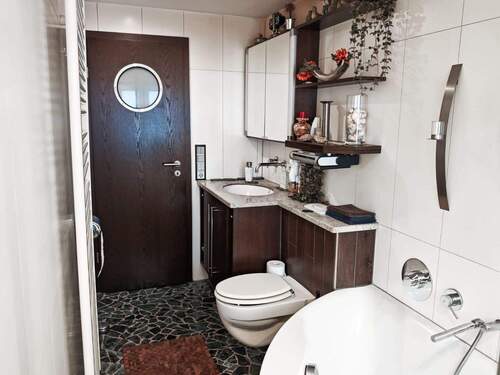 Badezimmer Dachgeschoss - 