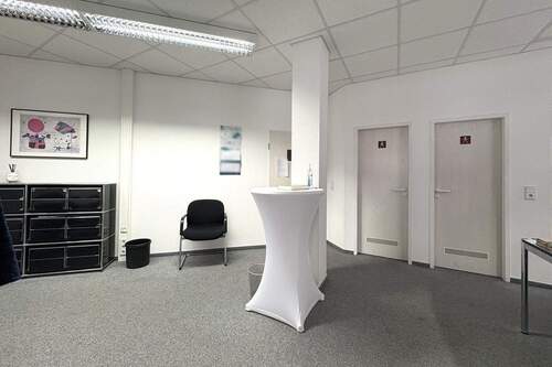 Empfang- und Eingangsbereich - 