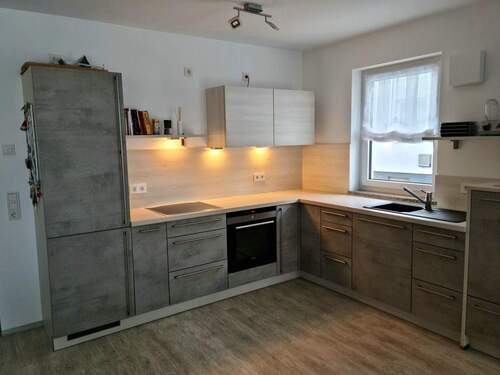 Einbauküche im Kaufpreis enthalten - 2 Zimmer Etagenwohnung zum Kaufen in Bad Staffelstein