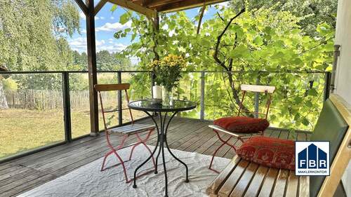 Auf der Terrasse - 9 Zimmer Mehrfamilienhaus, Wohnhaus in Goldenstädt