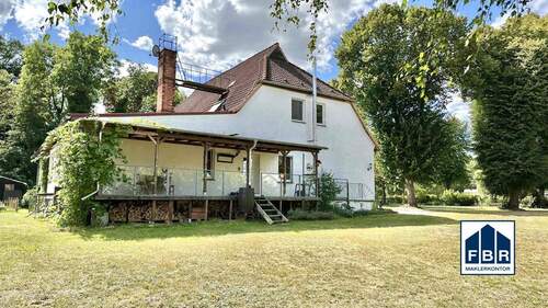 Seitliche Ansicht - Mehrfamilienhaus, Wohnhaus mit 288,30 m² in Goldenstädt zum Kaufen