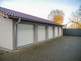 Garage (ganz rechts) - 