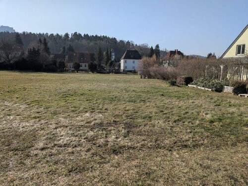 Nachbarbebauung - Grundstück in Gohrisch