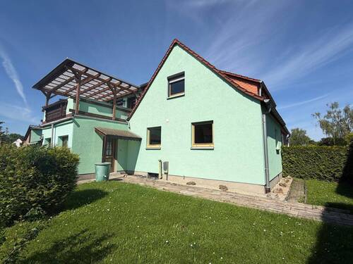Herzlich Willkommen - Gemütliche Doppelhaushälfte mit Garten und Terrasse