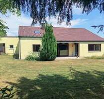 Attraktives EFH mit Garage und großem Garten in Beratzhausen