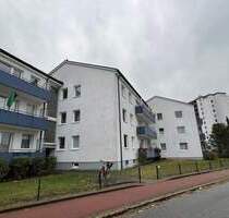 Zentrales Wohnen mit Balkon in Wedel!