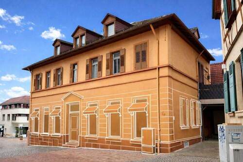 Ansicht angebotene Wohnungen - 8 Zimmer Etagenwohnung in Wiesloch