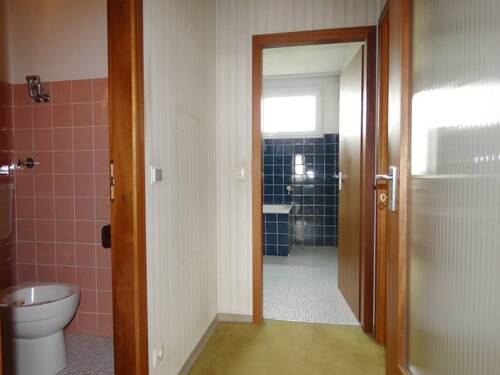 Zugang Bad u. Schlafzimmer - 