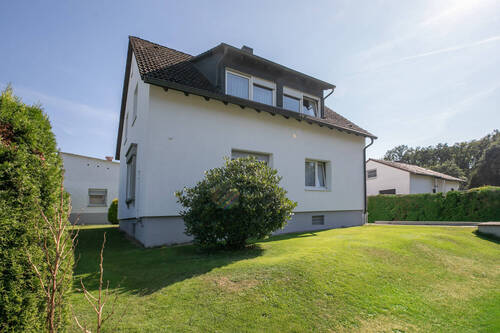 Straßenansicht - 