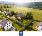 Hausansicht mit Garten - Einfamilienhaus mit 258,00 m² in Dippoldiswalde zum Kaufen