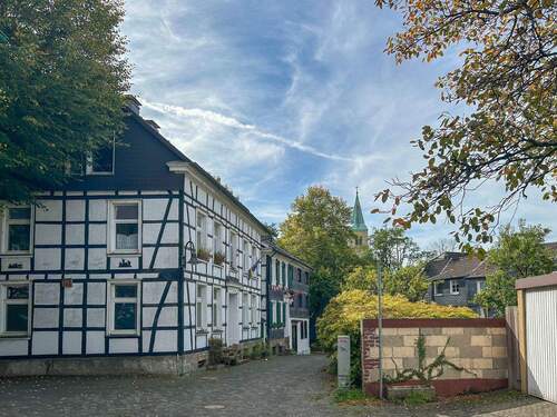 Hausansicht - Etagenwohnung mit 46,20 m² in Schwelm zum Kaufen