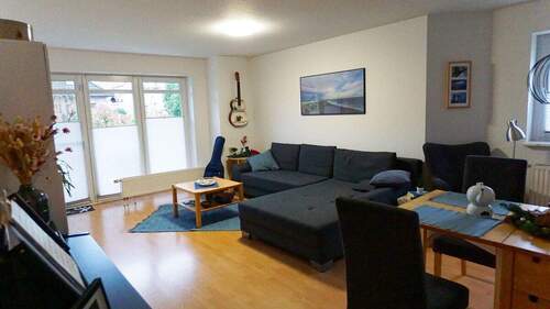 Wohnbereich - 3 Zimmer Etagenwohnung zur Miete in Delmenhorst