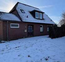 Es gibt sie noch: Einfamilienhaus mit Biogas-Fernwärme auf großzügigem Grundstück zum fairen Preis - Winnert