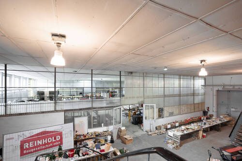 Halle1.7 - 