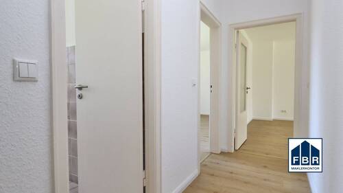 Diele Wohnung - Etagenwohnung mit 69,80 m² in Lübeck / Sankt Lorenz Nord zum Kaufen