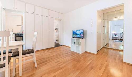Wohnen - Etagenwohnung mit 31,00 m&sup2; in Frankfurt am Main zur Miete